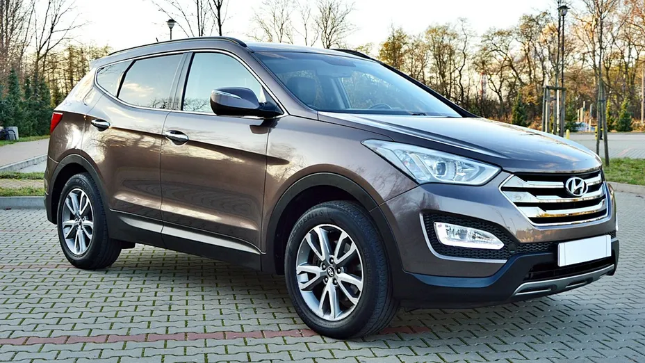 HYUNDAI Santa Fe -