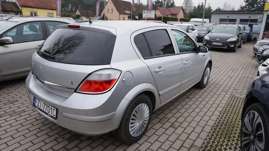 OPEL Astra -