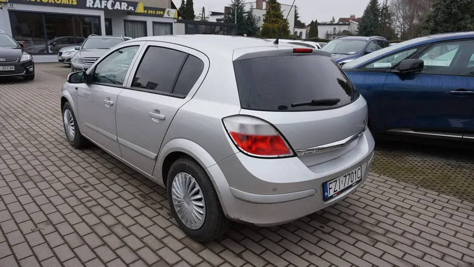OPEL Astra -