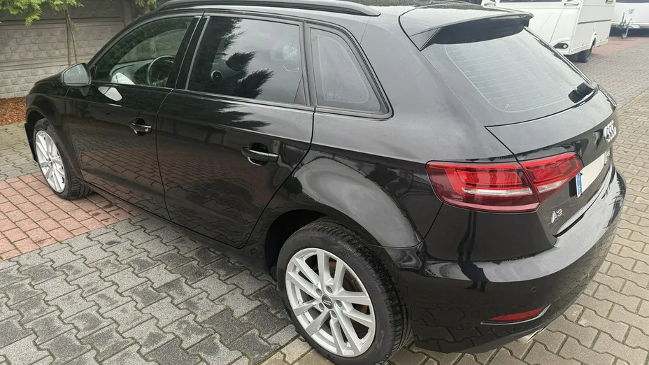 AUDI A3 Sportback -