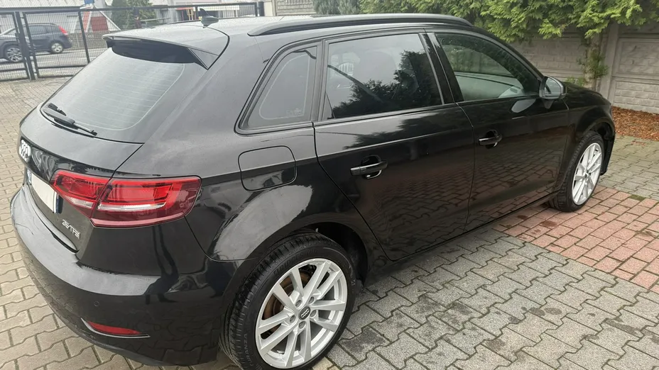 AUDI A3 Sportback -