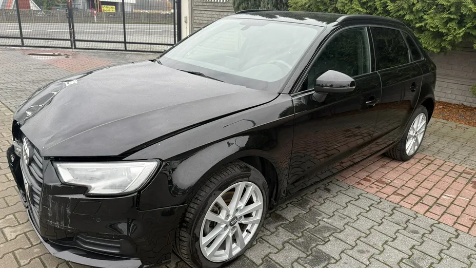 AUDI A3 Sportback -