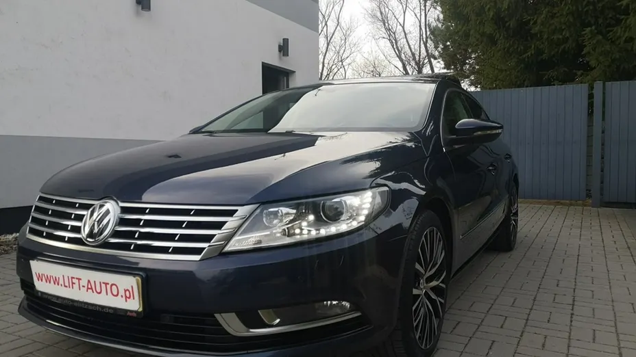 VOLKSWAGEN CC -