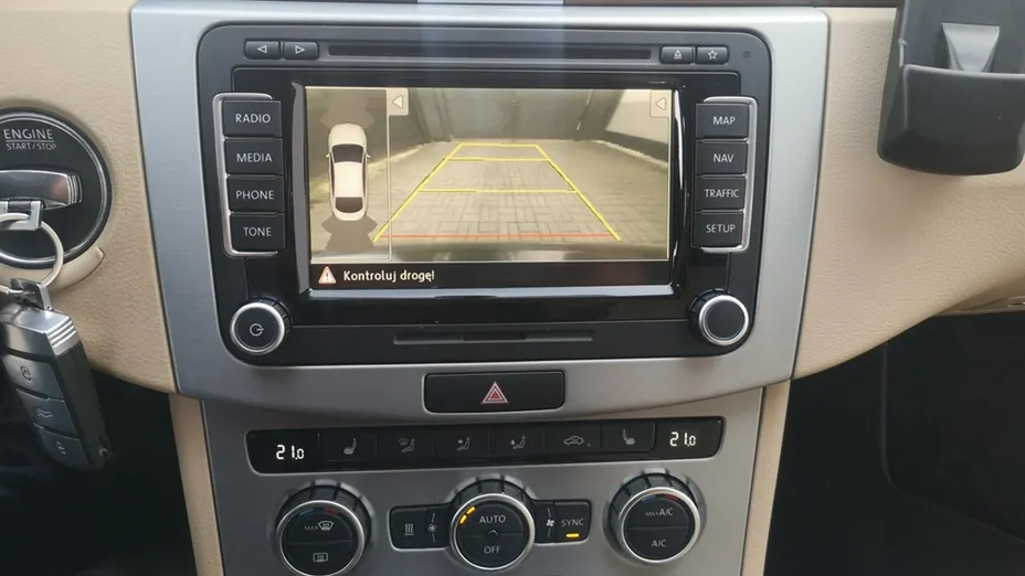 VOLKSWAGEN CC -