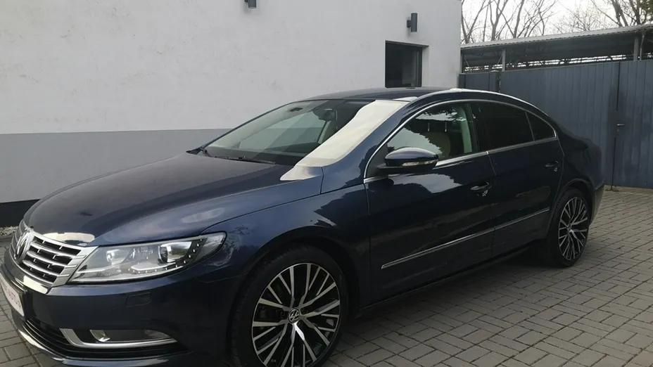 VOLKSWAGEN CC -