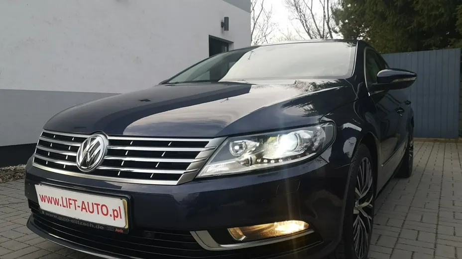 VOLKSWAGEN CC -