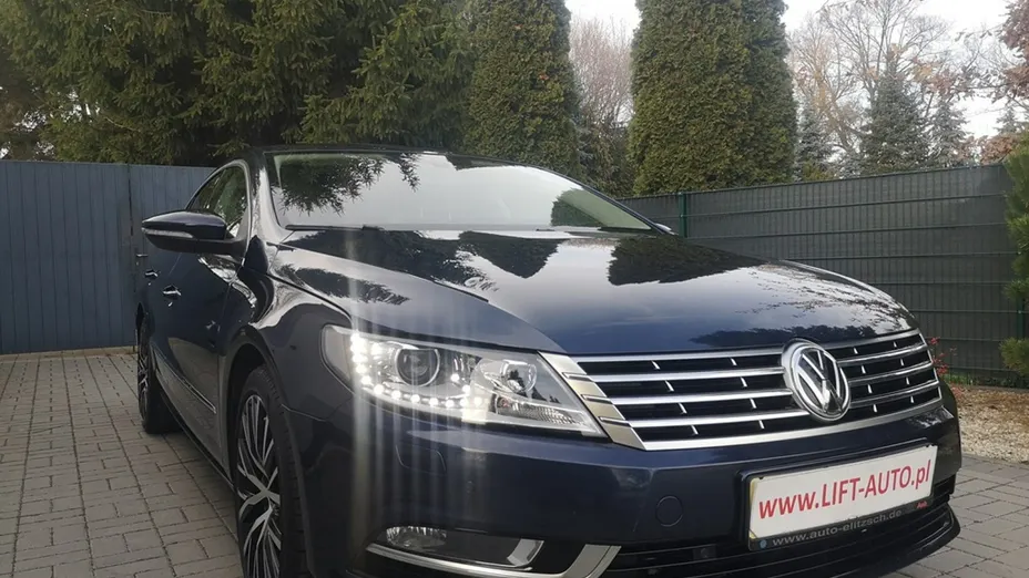 VOLKSWAGEN CC -