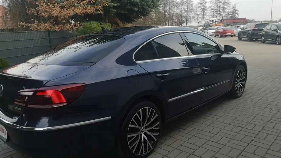 VOLKSWAGEN CC -