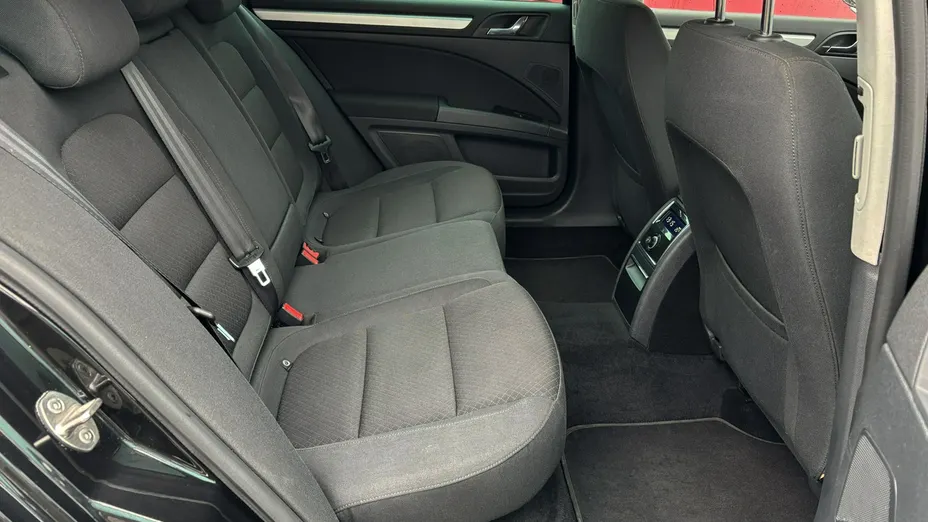 SKODA Superb -