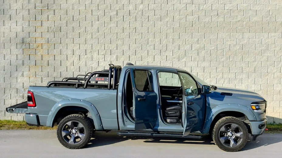 RAM 1500 -