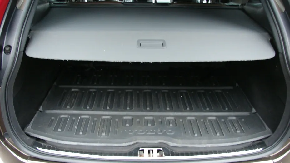 VOLVO XC60 -