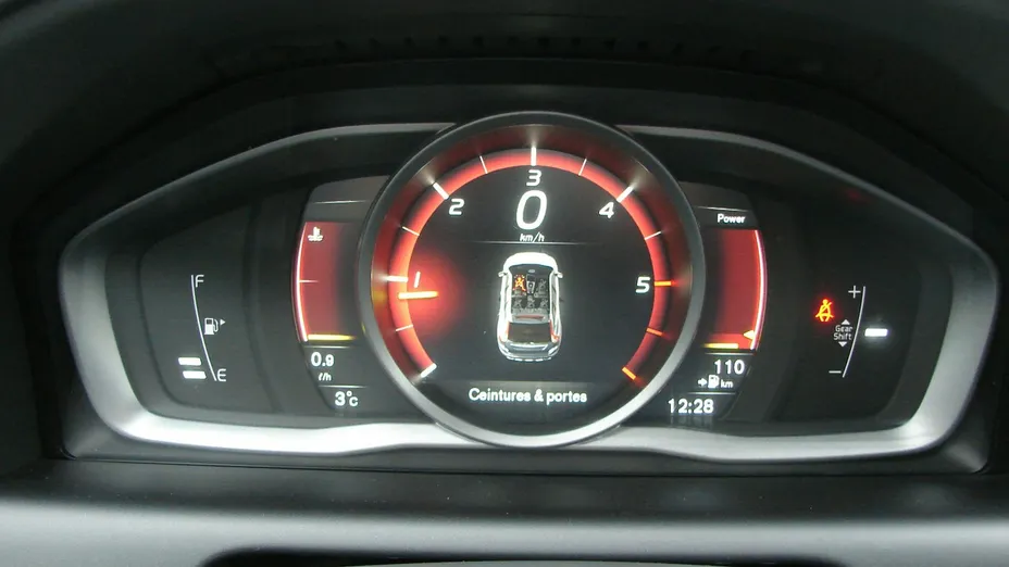 VOLVO XC60 -