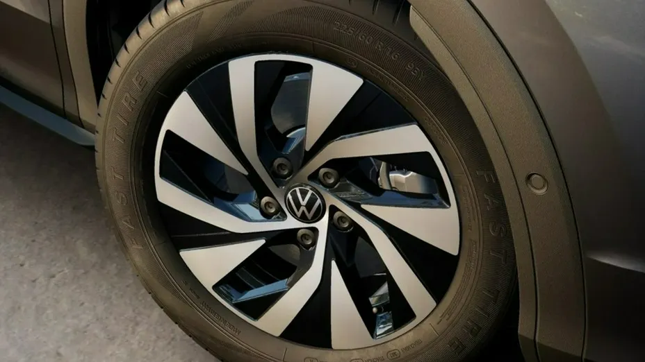 VOLKSWAGEN T-ROC -