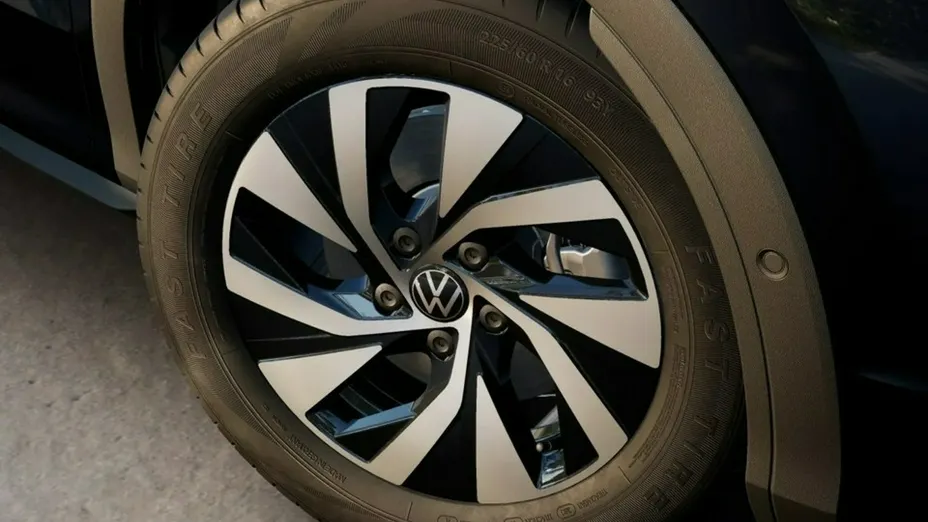 VOLKSWAGEN T-ROC -