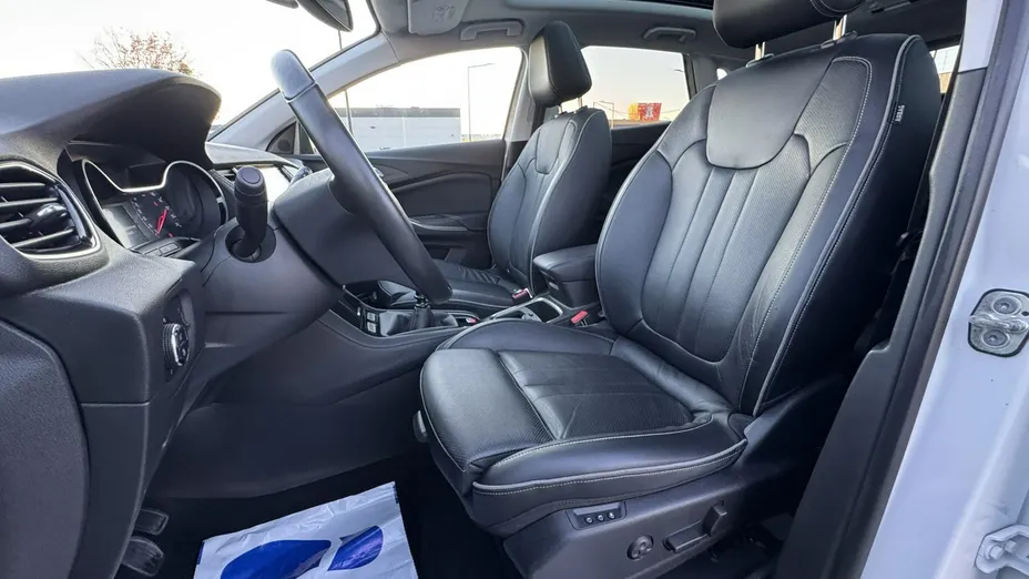 OPEL Grandland X -