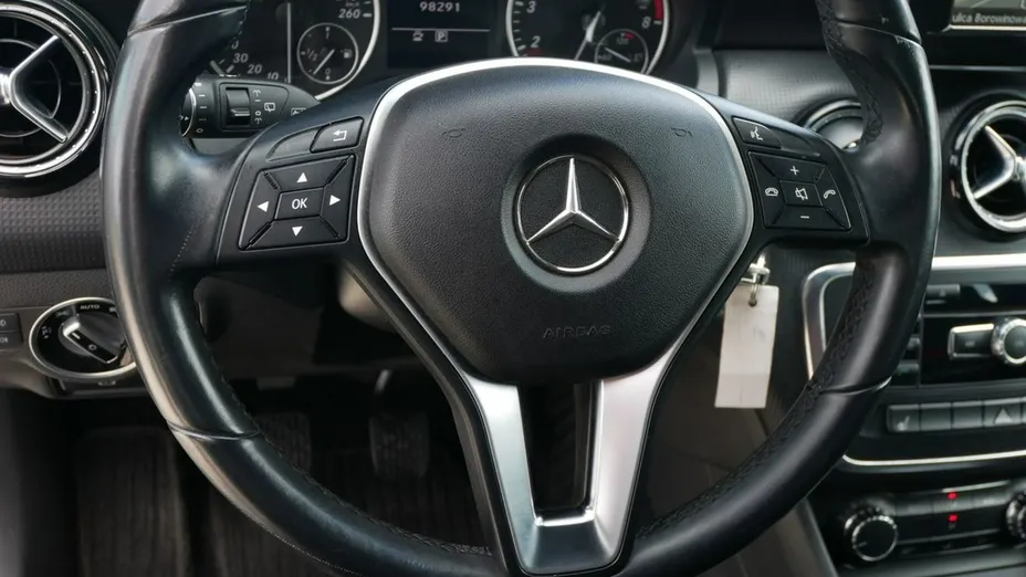 MERCEDES-BENZ A Klasa -