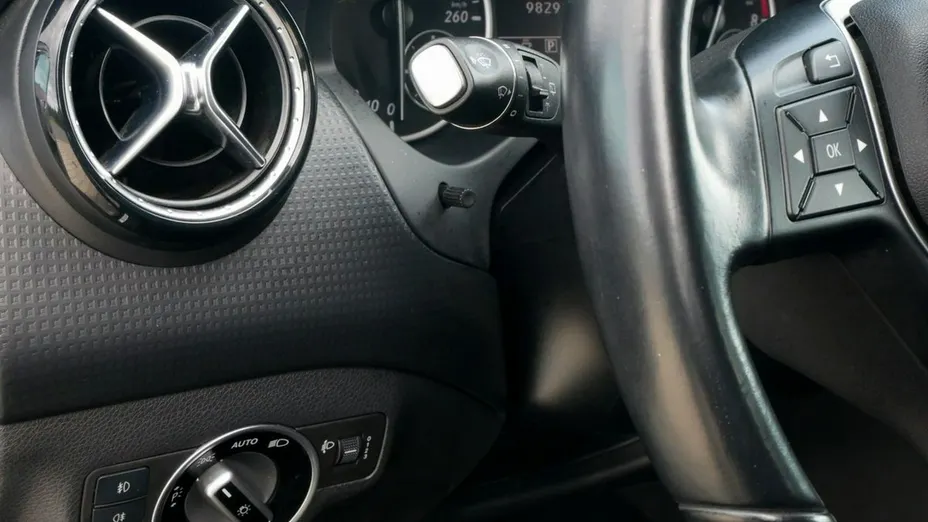 MERCEDES-BENZ A Klasa -