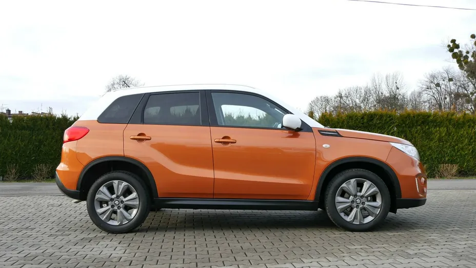 SUZUKI Vitara -