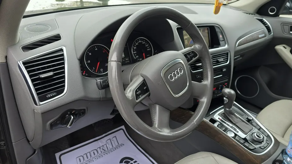 AUDI Q5 -