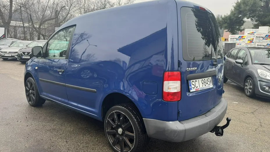 VOLKSWAGEN Caddy -
