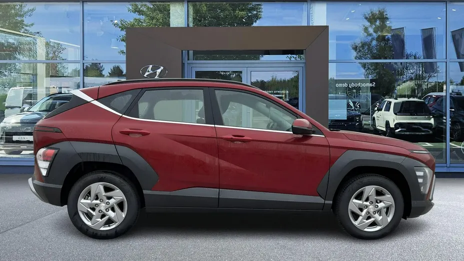 HYUNDAI Kona -