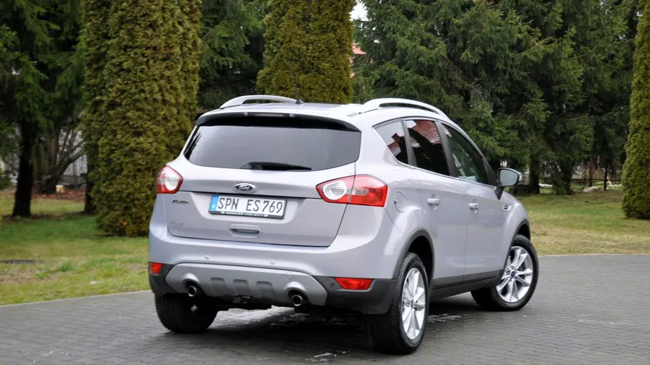 FORD Kuga -