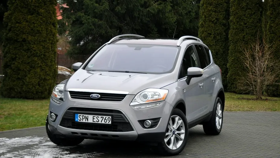 FORD Kuga -
