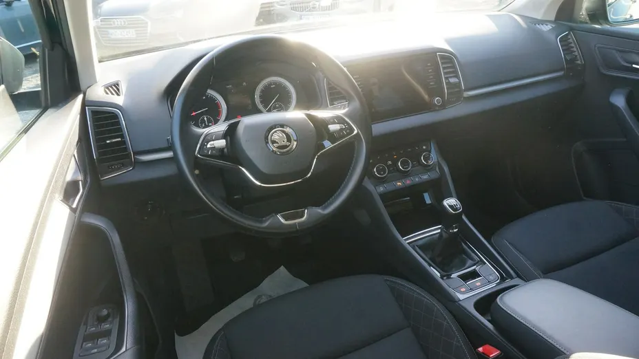 SKODA Karoq -