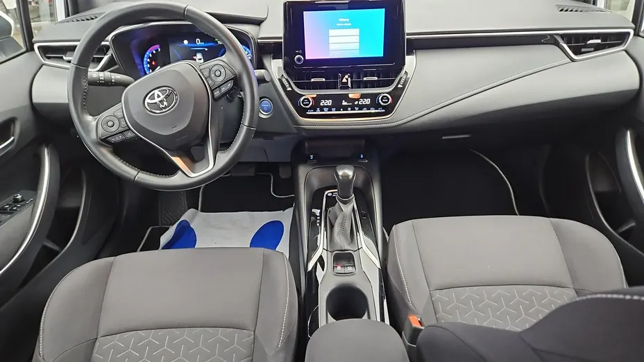 TOYOTA Corolla -