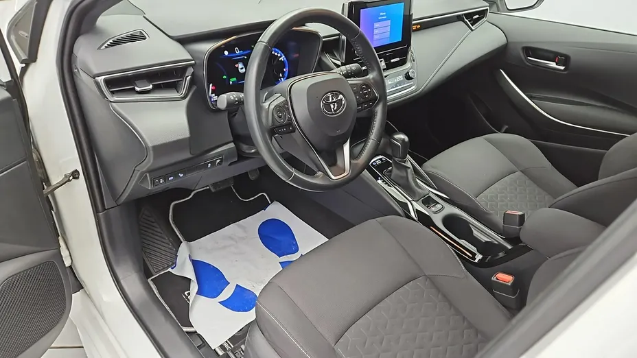 TOYOTA Corolla -