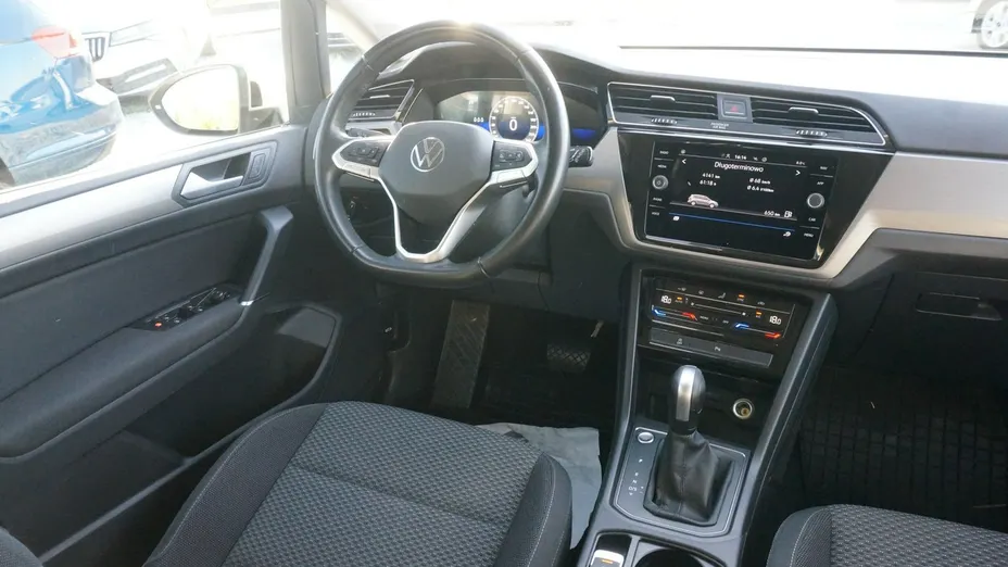 VOLKSWAGEN Touran -