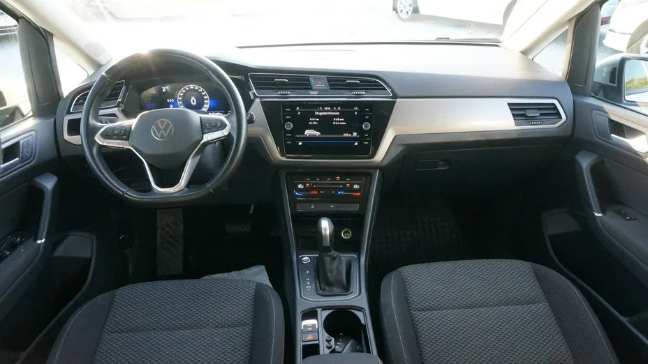 VOLKSWAGEN Touran -