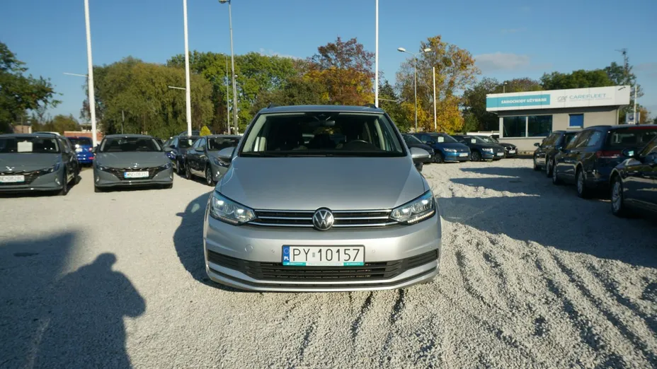 VOLKSWAGEN Touran -