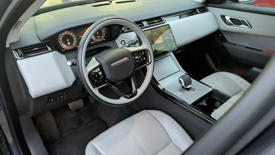 LAND ROVER Range Rover Velar -