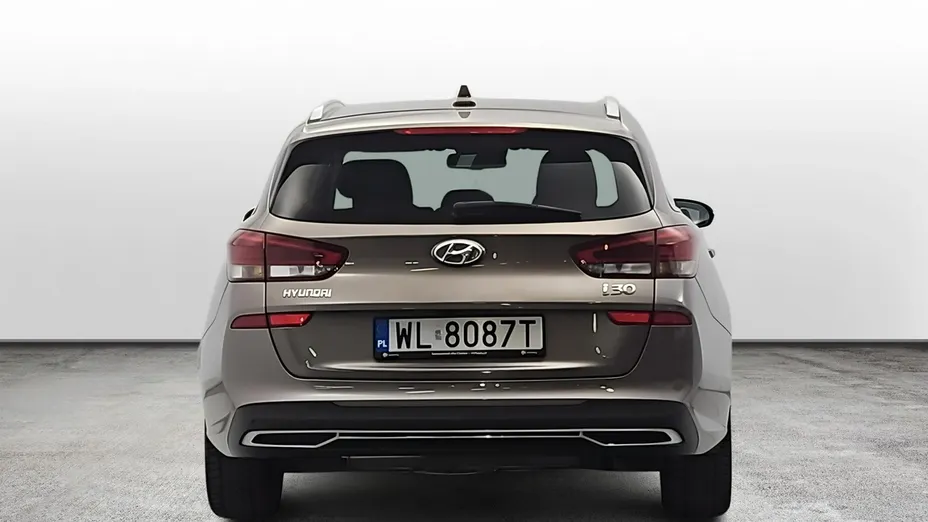 HYUNDAI i30 -