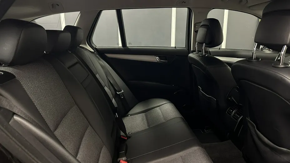 MERCEDES-BENZ C Klasa -
