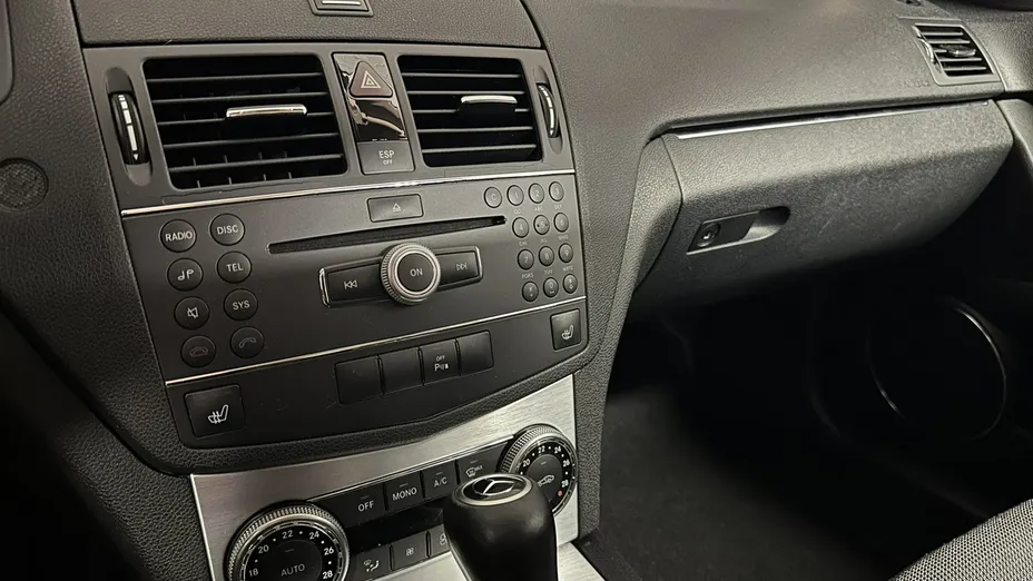 MERCEDES-BENZ C Klasa -