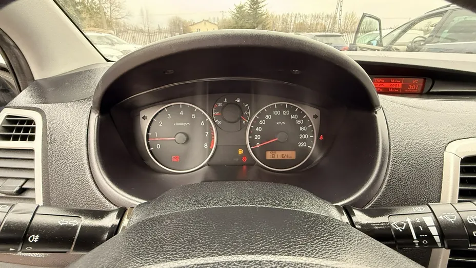HYUNDAI i20 -