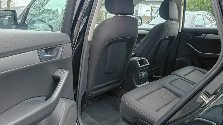 AUDI Q5 -