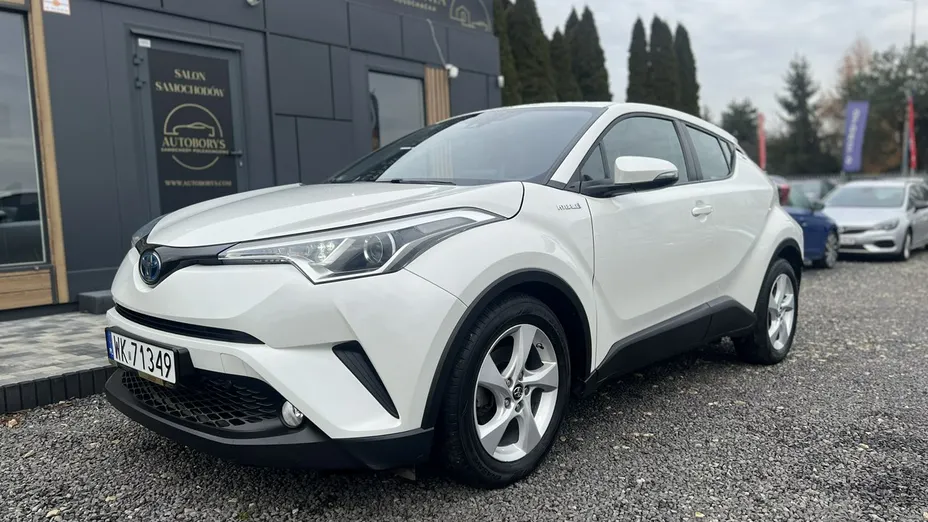 TOYOTA C-HR -