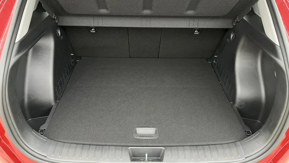 HYUNDAI Kona -
