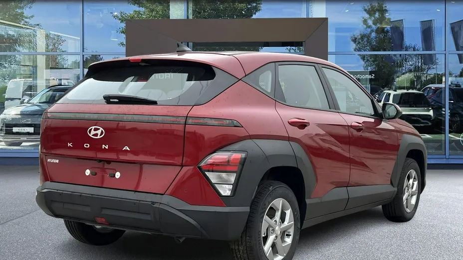 HYUNDAI Kona -
