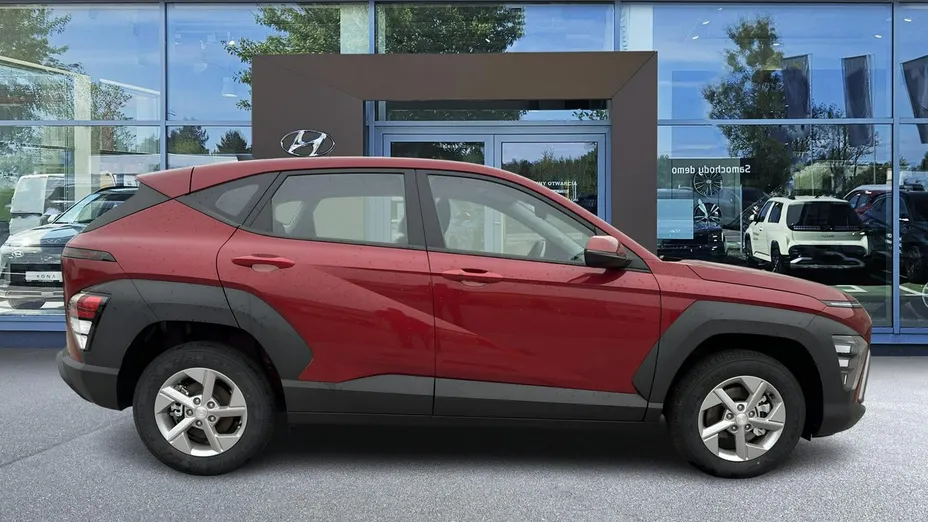 HYUNDAI Kona -