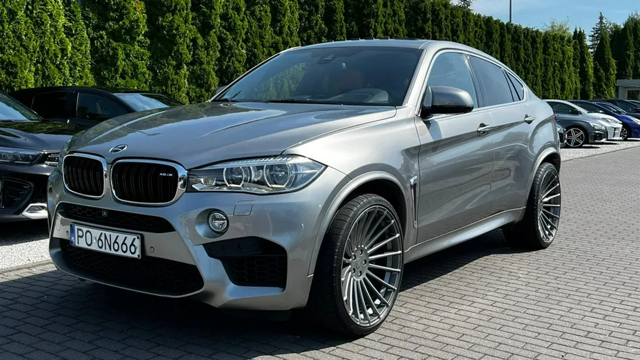 BMW X6 M -