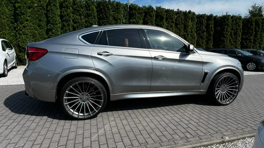 BMW X6 M -