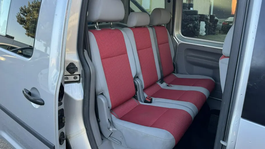 VOLKSWAGEN Caddy -