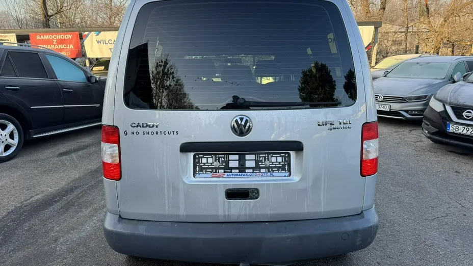 VOLKSWAGEN Caddy -