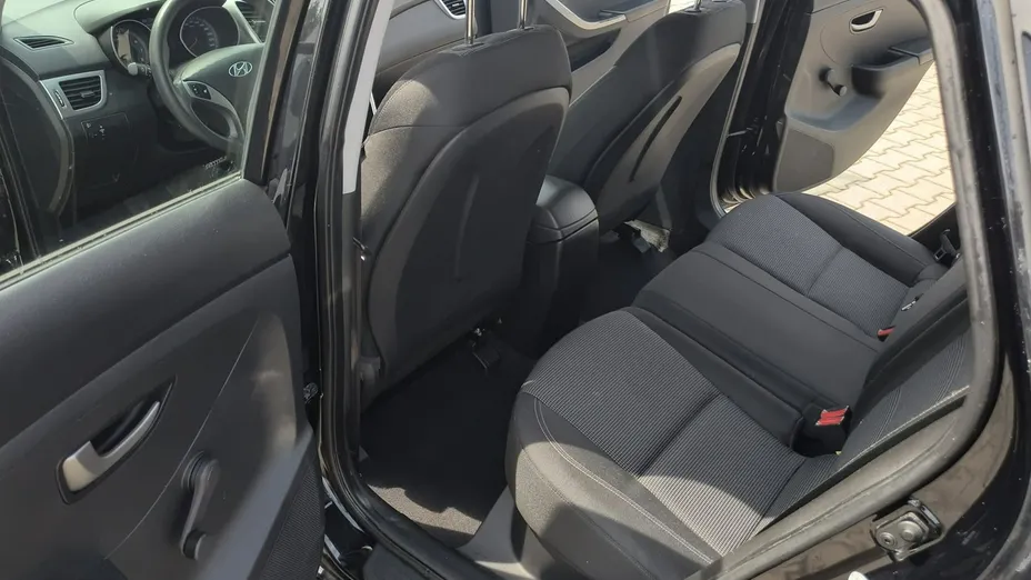 HYUNDAI i30 -