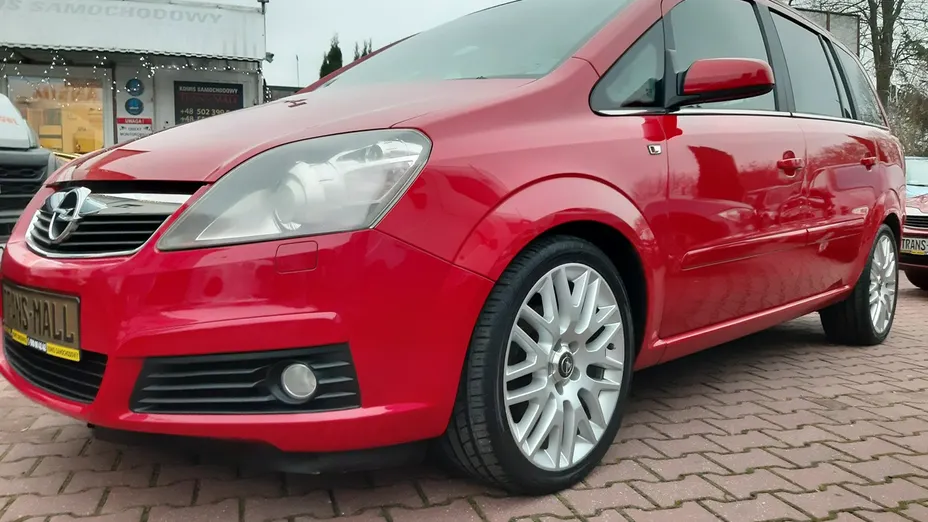 OPEL Zafira -