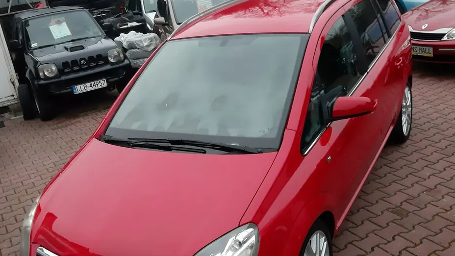 OPEL Zafira -